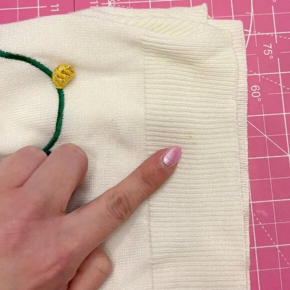 Modcloth 3D Christmas lights cream crewneck sweater size Small - Picture 6 of 7